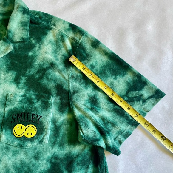 Smiley x H&M Men’s Button Up Shirt Green Tie Dye Size XL. - Picture 5 of 6
